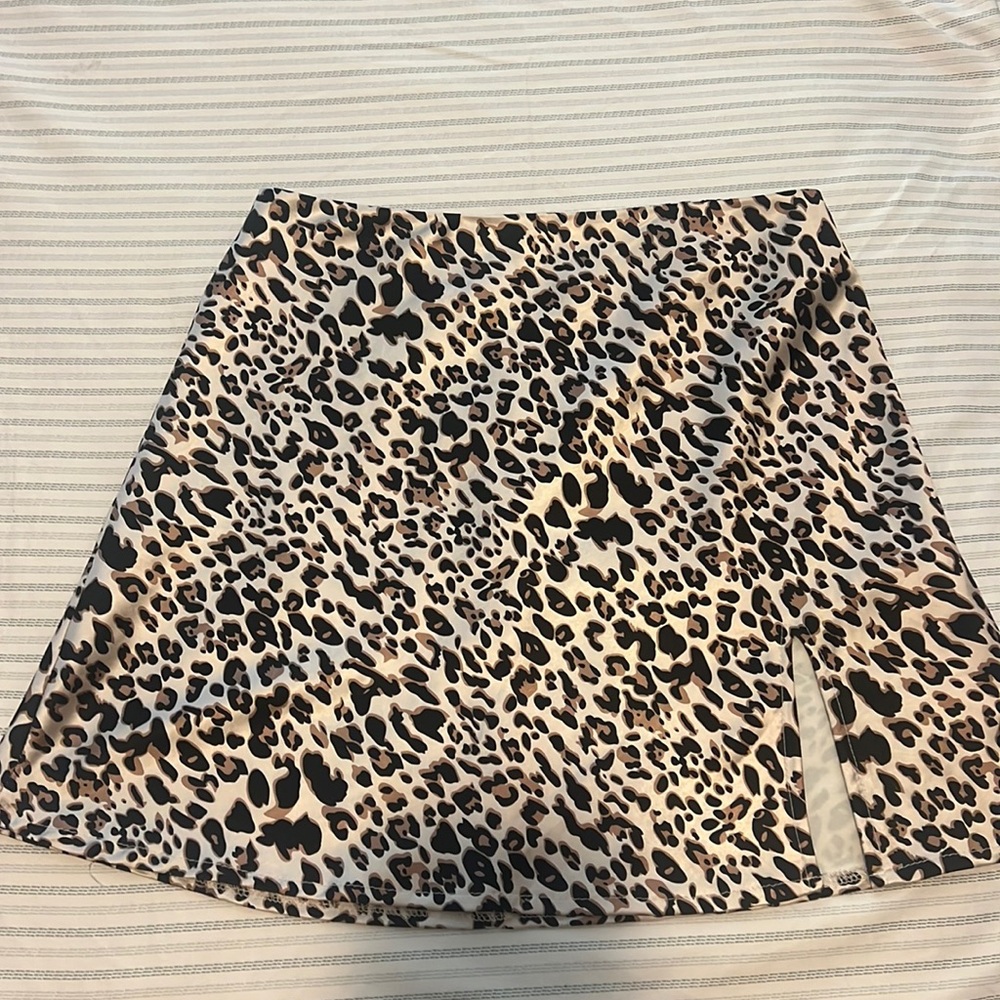 Princess Polly leopard / cheetah skirt